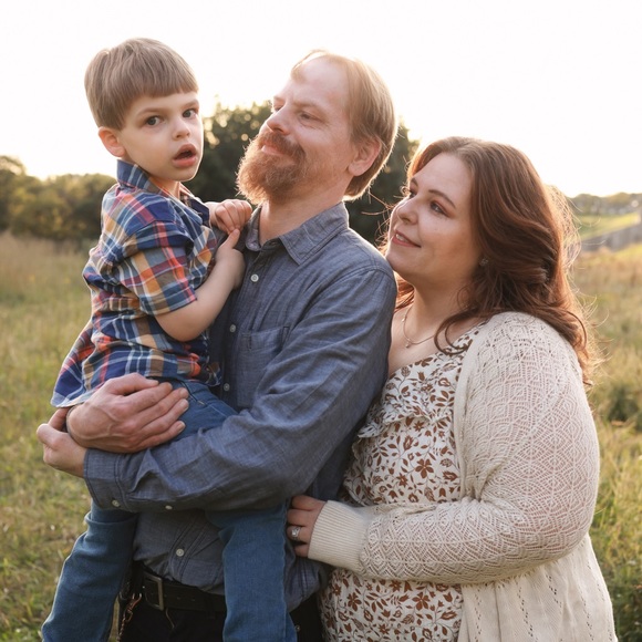 Meet your posher…Melissa 👋 - Picture 3 of 5